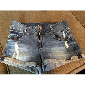 High-waisted Shorts